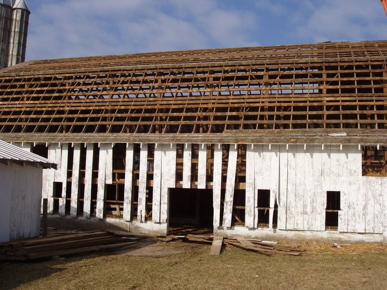Wray Barn Dismantle / Metal Roof Removed
